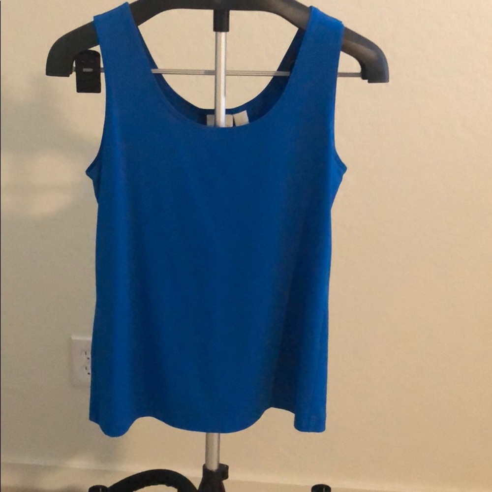 Sleeveless blouse